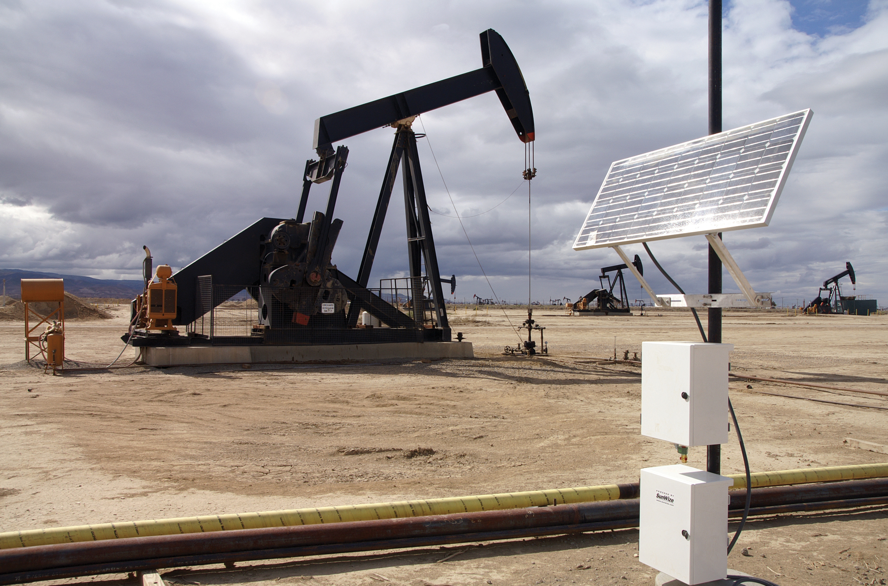 Solar Charge Controllers for Oil and Gas Applications - Morningstar